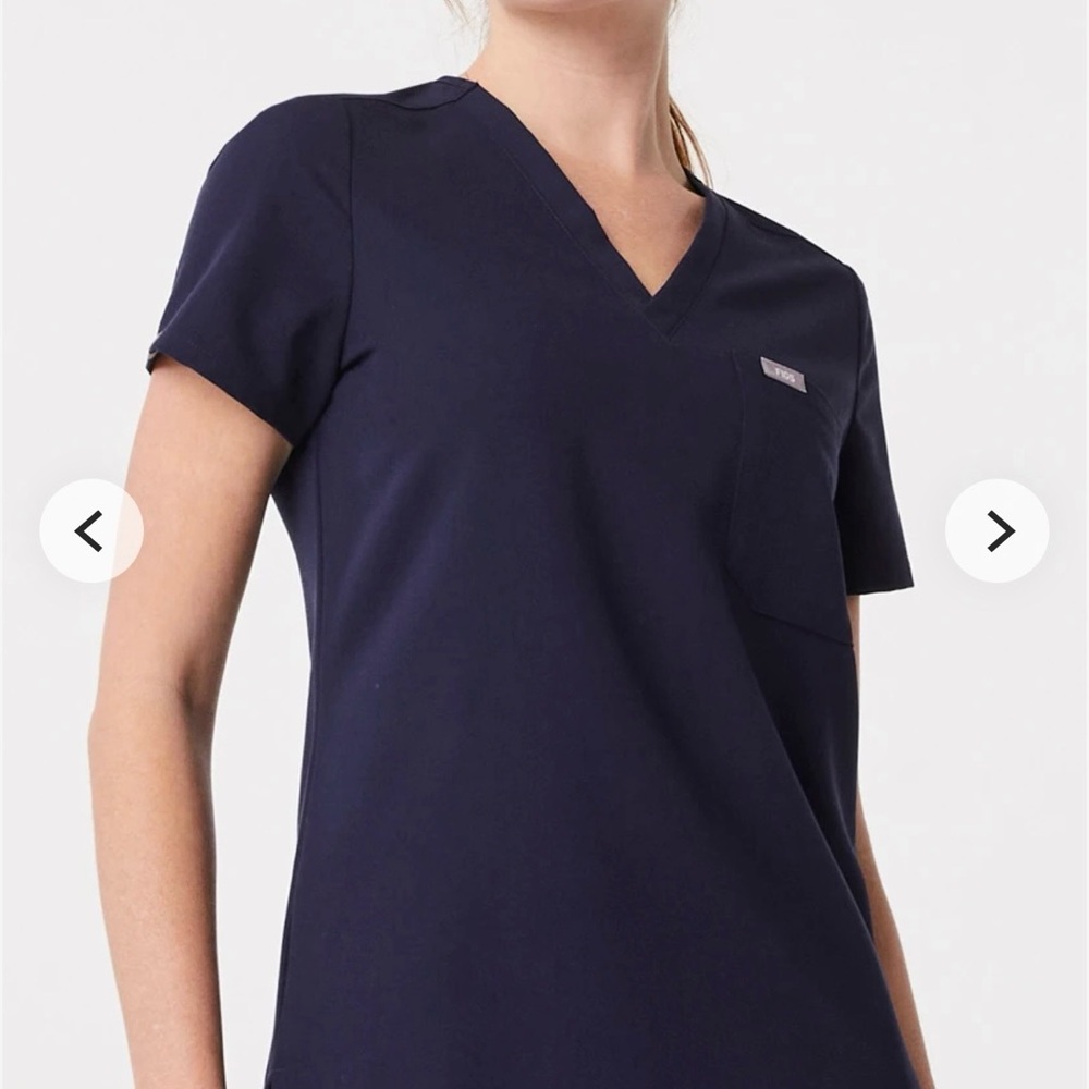 Figs Women's Navy Catarina One Pocket Scrub Top